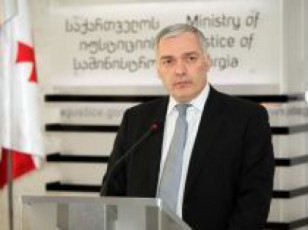 martoxela-mSoblis-arasrulwlovani-SvilisTvis-pasportis-gacemis-sakiTxi-axleburad-daregulirdeba