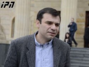 e-w-kabelebis-saqmeze-winasasamarTlo-sxdoma-kidev-gadaido