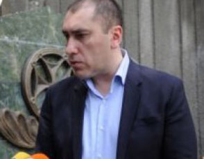 opoziciaSi-myofi-Tavisufali-demokratebi-saxelmwifoebriv-saqmeebSi-Cabmuli-varT