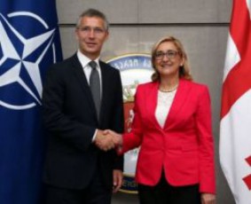 sagareo-saqmeTa-saministroSi-nato-s-generalur-mdivanTan-Sexvedra-mimdinareobs