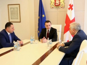premier-ministrma-Ss-ministrTan-da-sus-is-xelmZRvanelTan-Sexvedra-gamarTa