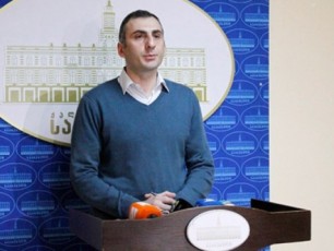aleko-elisaSvili-prokuraturaSi-daibares