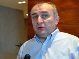 ise-ar-moxdes-rom-operam-dakargos-pirovneba-da-politikam-ver-SeiZinos