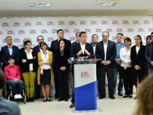 Tavisufali-demokratebi-saprotesto-aqciebs-iwyebs