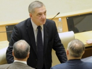 gia-volski--saarCevno-sistemis-ew-germanuli-modeli-konstituciasTan-Seusabamoa