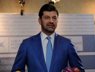 baton-nikanors-ar-gamouvida-sazogadoebis-motyueba