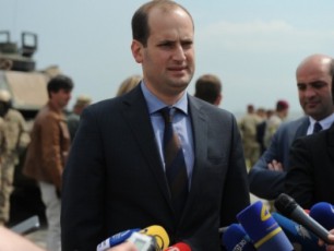 jon-keris-saqarTveloSi-vizitis-TariRi-gansazRvruli-ar-aris
