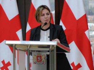 ana-doliZe-prezidentis-saparlamento-mdivani-iqneba