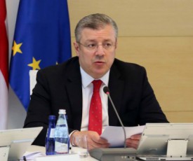 premier-ministrs-Tina-xidaSelisa-da-paata-zaqareiSvilis-Semcvlelebis-dasaniSnad-2-kviriani-vada-aqvs