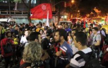 rio-de-JaneiroSi-olimpiuri-cecxlis-Catanas-masobrivi-aqciebiT-Sexvdnen
