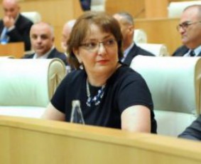 Tina-xidaSeli---Tavdacvis-ministrma-mtkicebulebebis-gareSe-gancxadebebi-ar-unda-akeTos---es-vnebs-jaris-reputacias