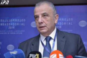 Teimuraz-SaraSeniZe---premieris-Sexvedrebi-azerbaijanSi-or-qveyanas-Soris-TanamSromlobas-did-impulss-miscems