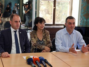 4-seqtembers-TbilisSi-liana-isakaZis-saiubileo-gala-koncerti-gaimarTeba