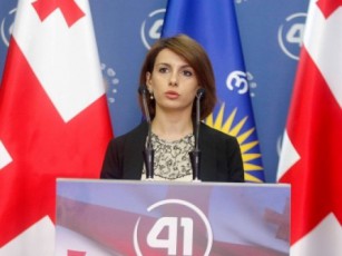 sajaro-komunikaciam-ocnebasa-da-respublikelebs-Soris-Tu-piriqiT-samwuxaro-formebi-miiRo-da-zogjer-cota-araeTikuric