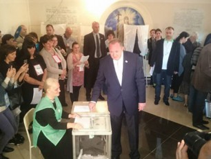 giorgi-margvelaSvili---xma-miveci-mravalpartiul-qarTul-parlaments