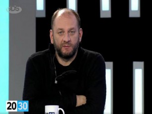 konstituciis-redaqcia-qveynis-forsirebuli-ganviTarebisTvis-Semaferxebeli-faqtoria-da-SesaZloa-mmarTvel-partias-axali-konstituciis-redaqcia-dasWirdes