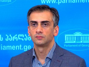 parlamentSi-axali-ministrTa-kabinetisa-da-samTavrobo-programis-ganxilva-24-noembridan-daiwyeba