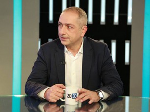 unda-vicodeT-prezidenti-avirCieT-Tu-politikuri-organo-romelic-prezidentis-administraciadaa-Camoyalibebuli