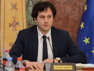 irakli-kobaxiZem-siriaSi-ganviTarebul-movlenebTan-dakavSirebiT-mwuxareba-gamoTqva