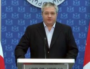 givi-TargamaZe-mixeil-saakaSvilze---Seucvleli-liderobis-pretenziis-mqone-politikosi-iqamde-mivida-rom-didgori-sakuTar-Tundac-yofil-TanamebrZolebTan-SerkinebaSi-eguleba