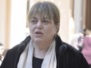 unda-vimsjeloT-rogor-SeiZleba-adamiani-romelic-televiziiT-gvelaparakeba-iyos-Cveni-fraqciis-Tavmjdomare
