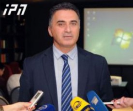 zaza-xatiaSvili-dRes-parizSi-qarTvel-advokatebze-ganxorcielebul-Zaladobis-faqtebs-gaaprotestebs