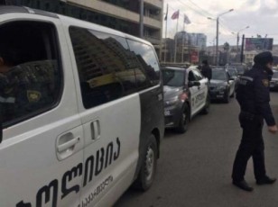 Tbilisis-meriasTan-sapatrulo-policiis-damatebiTi-ekipaJebi-mividnen