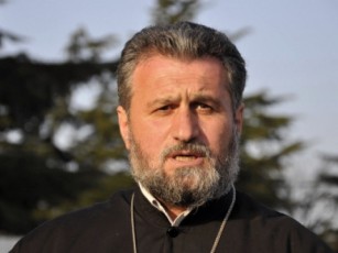 dekanoz-giorgi-mamalaZes-unda-daesaxelebina-visTan-aqvs-Sexvedris-survili---me-ratom-unda-Sevxvde-Tu-amis-survili-ar-eqneba