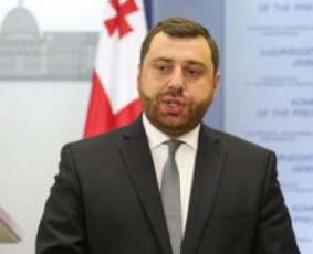 giorgi-abaSiSvili---sakonstitucio-komisia-prezidentTan-dakavSirebiT-gadawyvetilebis-misaRebad-Seiqmna