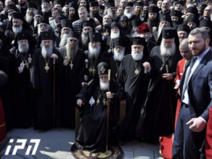 patriarqma-sasuliero-pirebma-da-mrevlma-sveticxovlis-ezoSi-istoriuli-foto-gadaiRes