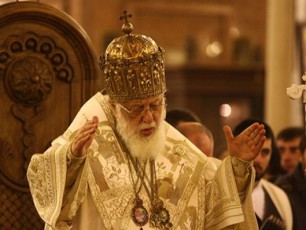 patriarqma-autizmis-mqone-bavSvebi-daloca