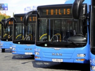 xvalidan-26-maisis-CaTvliT-TbilisSi-municipaluri-transporti-droebiT-Secvlili-marSrutiT-imoZravebs
