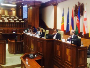 roman-kakulia-evronestis-saparlamento-asambleis-ekonomikuri-integraciisa-da-energousafrTxoebis-komitetebis-TanaTavmjdomared-irine-fruiZe-ki-viceTavmjdomared-airCies