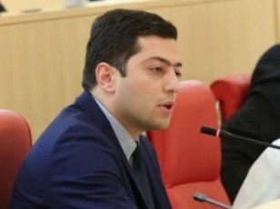 veneciis-komisiis-azri-opoziciisTvis-avtoritetuli-aRar-aris