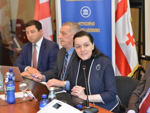 saqarTvelos-regionebSi-sakonstitucio-cvlilebebis-proeqtis-sayovelTao-saxalxo-ganxilvebi-grZeldeba