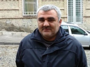 azerbaijanuli-mediis-informaciiT-TbilisSi-azerbaijaneli-Jurnalisti-gauCinarda