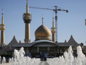 TeiranSi-imam-xomeinis-mavzoleumze-erT-erTma-Tavdamsxmelma-Tavi-aifeTqa