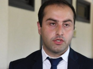 braldebul-giorgi-mamalaZis-saxlidan-amoRebuli-cecxlsasroli-iaraRi-aris-kustarulad-damzadebuli-unomro-da-vargisia-gamoyenebisTvis