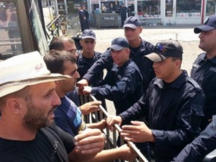 eliavas-bazrobaze-movaWreebsa-da-policias-Soris-sityvieri-dapirispirebaa