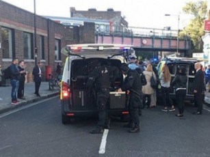 londonis-policiam-metroSi-momxdar-afeTqebas-teroristuli-aqti-uwoda
