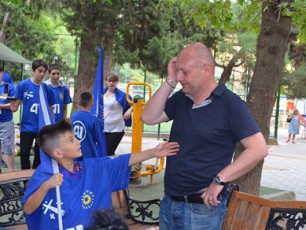 daviT-uTmeliZe-budapeStis-quCis-amomrCevels-Sexvda