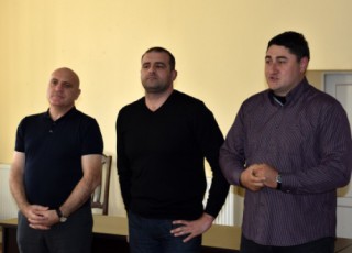 ozurgeTis-merobis-kandidati-moWidaveebs-Sexvda