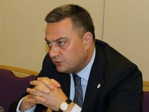 efeqturi-muSaobisTvis-minda-didi-madloba-gadavuxado-Cveni-sakanondeblo-organos-warmomadgenlebs--piradad-parlamentis-Tavmjdomares