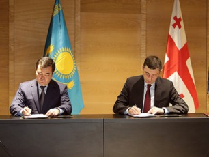 TbilisSi-saqarTvelo-yazaxeTis-ormxrivi-ekonomikuri-TanamSromlobis-mTvarobaTaSorisi-komisiis-me-9-sxdoma-gaimarTa
