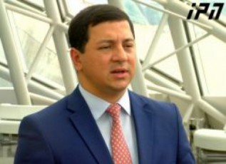 arCil-TalakvaZe---dRes-konstitucia-xalxs-daubrundeba