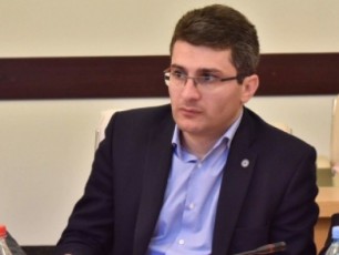 mamuka-mdinaraZe--yvelas-vurCev-rom-kvlevebidan-realuri-daskvnebi-gaakeTos