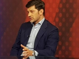 bevri-axali-adamiani-mova-Tumca-naTesavi-biZaSvili-mamidaSvili-es-veRar-da-aRar-iqneba