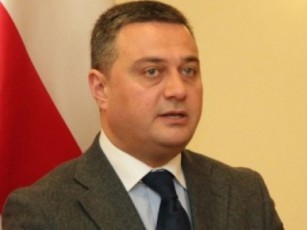 viqtor-doliZe-mixeil-saakaSvili-Cveni-qveynis-warsulia