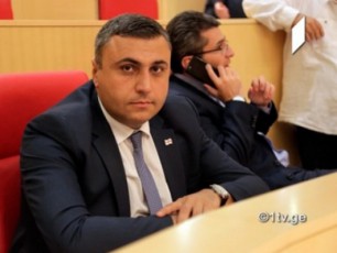 Savi-piari-romelic-sakonstitucio-reformis-dasawyisSi-opoziciurma-speqtrma-daiwyo-da-am-procesSi-prezidentic-monawileobda-fiaskoTi-dasrulda