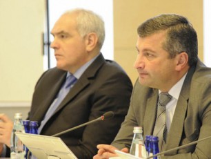 araoficialuri-informaciiT-giorgi-mRebriSvili-da-aleqsandre-jejelava-ministrTa-kabinets-toveben